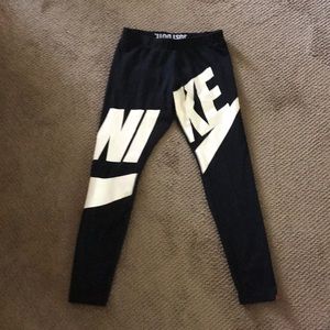 Nike leggings (Discontinued) Size M